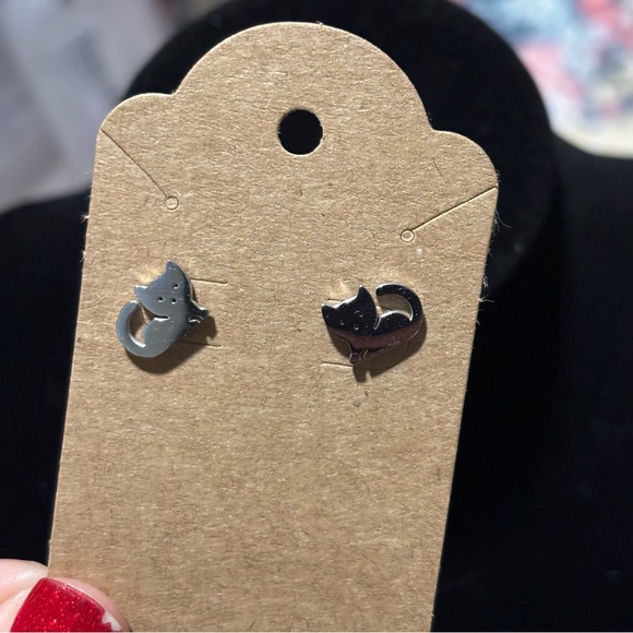 Loaf Cat Earrings Surprised Face! - Stainless Steel, Stud-Style Earrings, Kitty - Picture 4 of 7